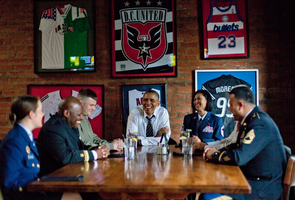 Obama, Biden treat military service members to lunch