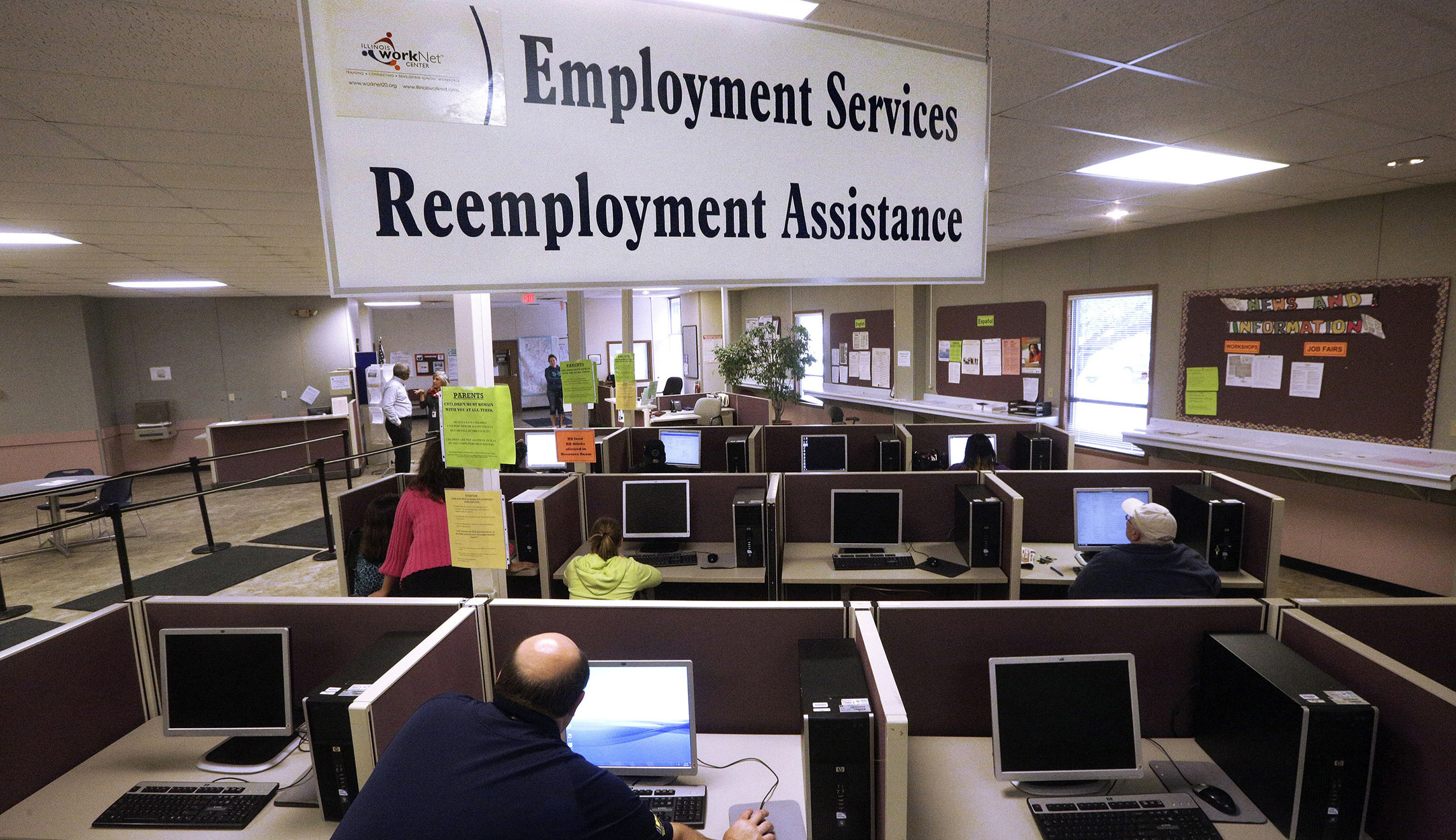 Jobless claims inch up to 250,000