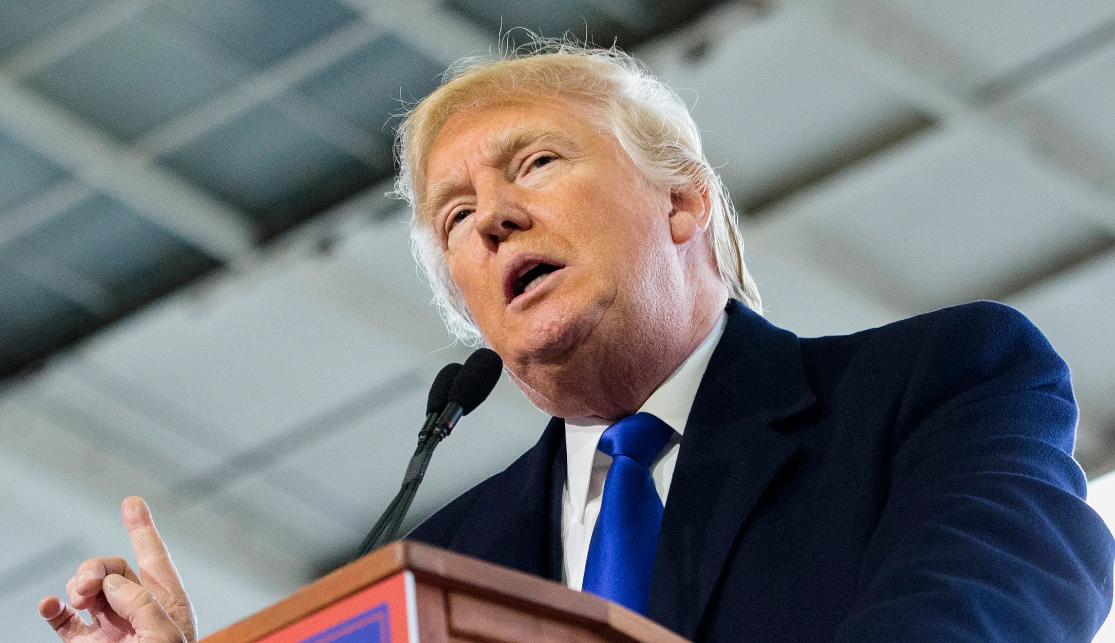 On gun control, Trump is back in ‘Apprentice’ mode