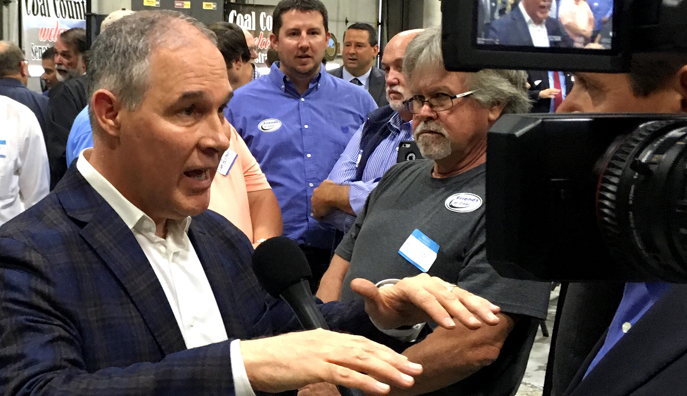 EPA’s Scott Pruitt looks for natural gas customer in Morocco