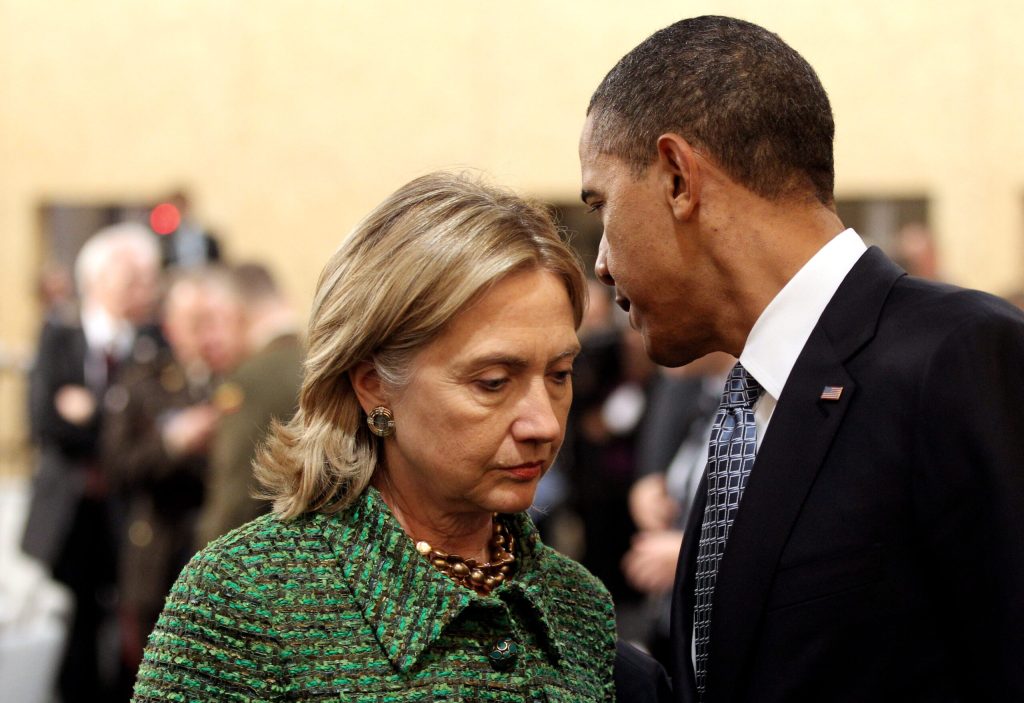 Earnest downplays talk of coordination between Clinton, White House