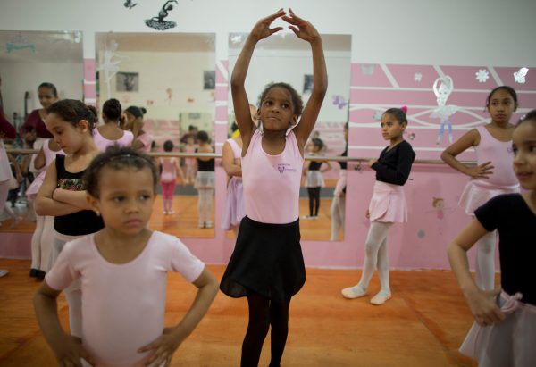 Girls from Brazil’s favelas find escape in ballet
