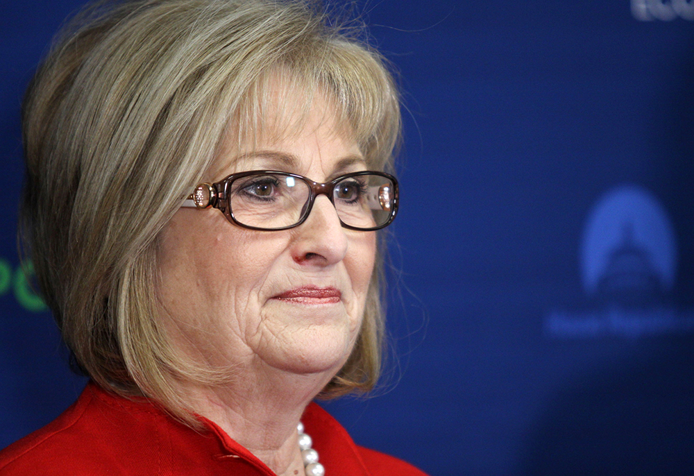Lawmaker demands recovery of $750M in tax credits to illegal immigrants