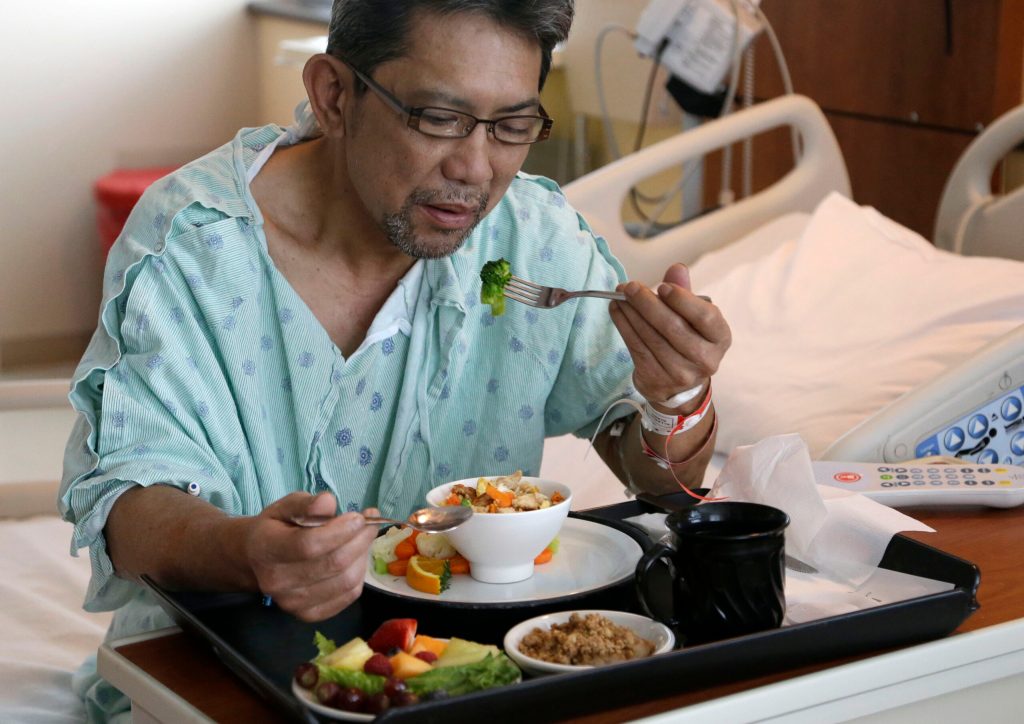 Hospitals reach out to attract affluent immigrants
