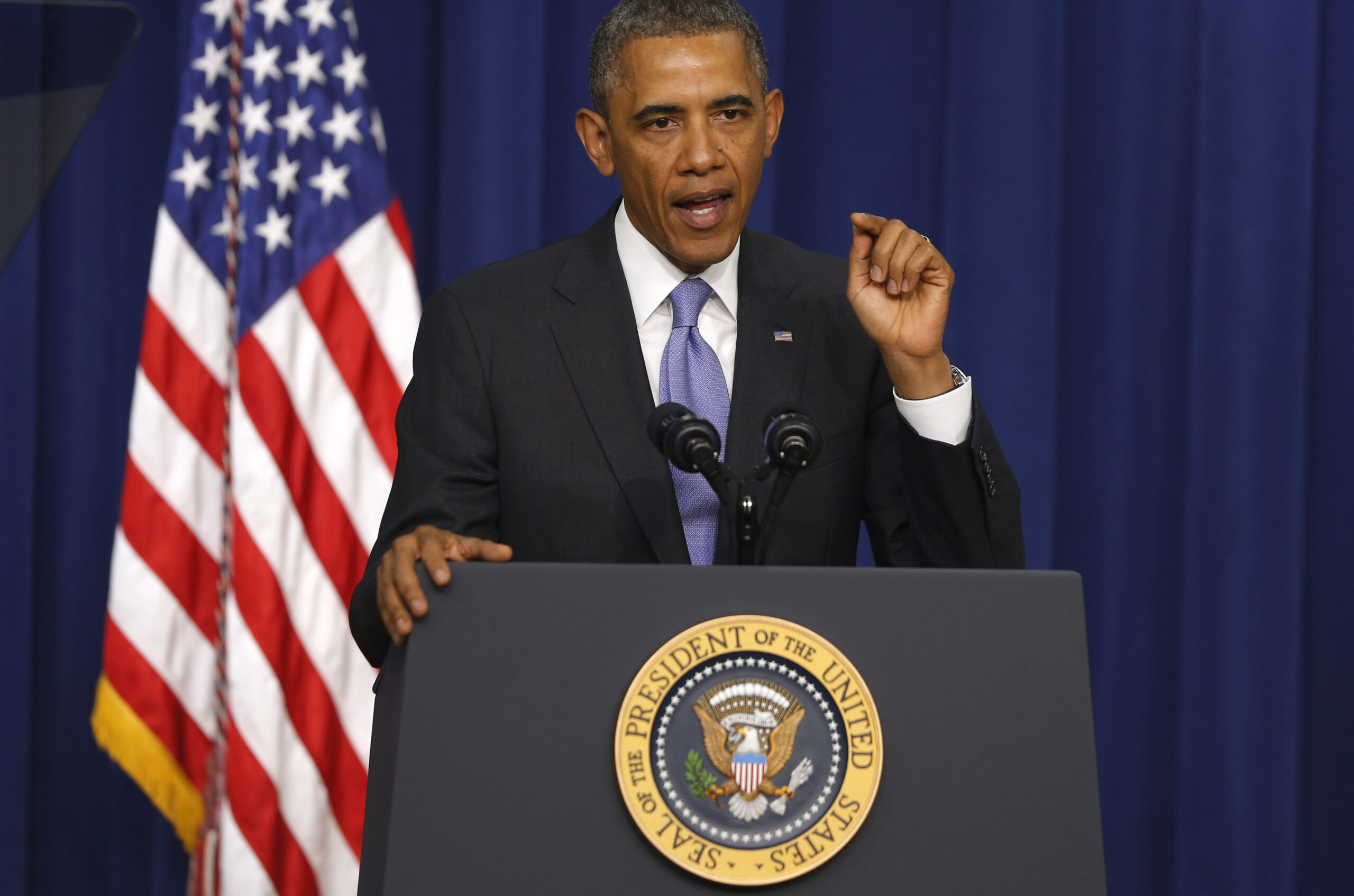 Obama touts initiative to expand college access