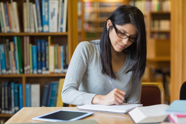 Higher-education reformers shouldn't have to rely on the government to experiment with new methods. (Thinkstock)
