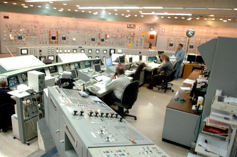** FILE ** United States Enrichment Corporation cascade coordinators work in building 300 at the Paducah, Ky. plant in this Jan. 15, 2008 file photo. (AP Photo/The Paducah Sun, Stephen Lance Dennee, file)