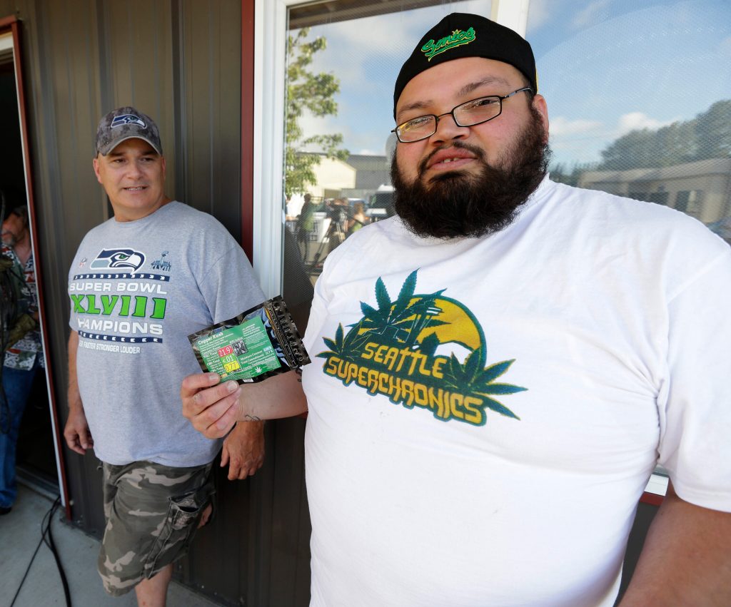 ‘Free the weed’: Scenes from Washington pot sales