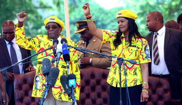 Zimbabwe zooms towards civil war