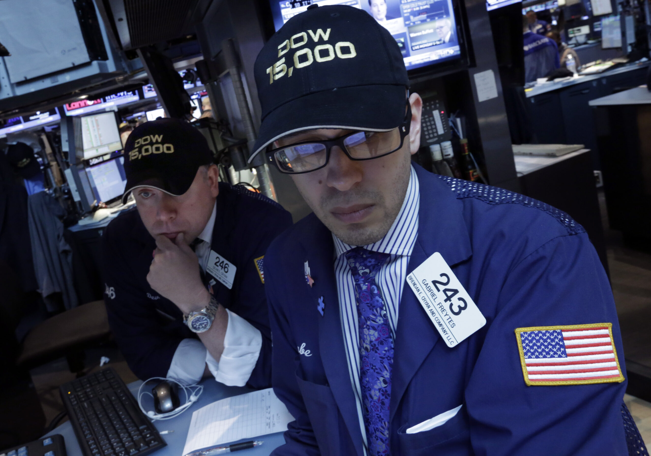 U.S. stocks advance to records amid Fed stimulus speculation