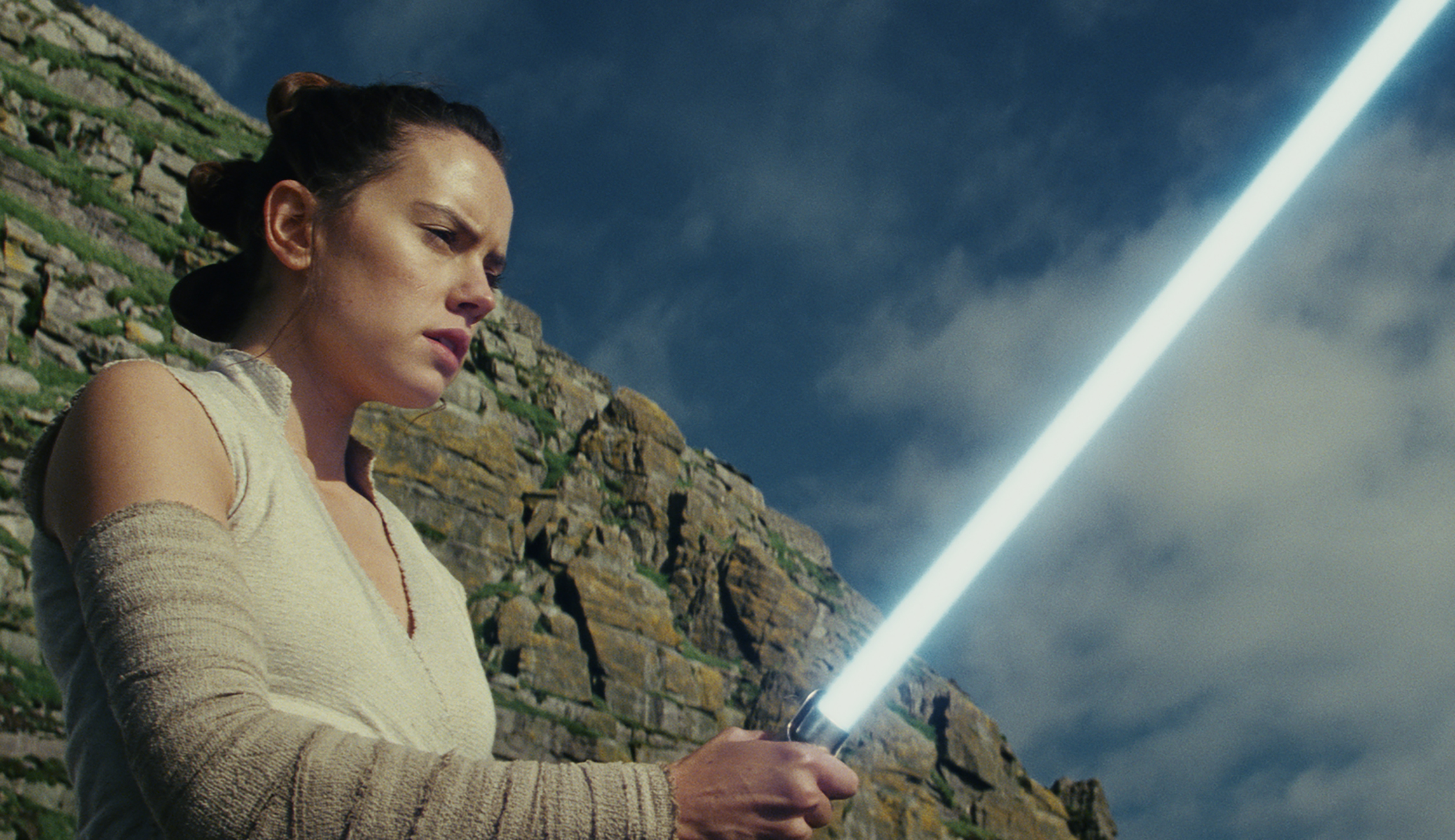 Troops in Afghanistan treated to an advance screening of ‘Star Wars’