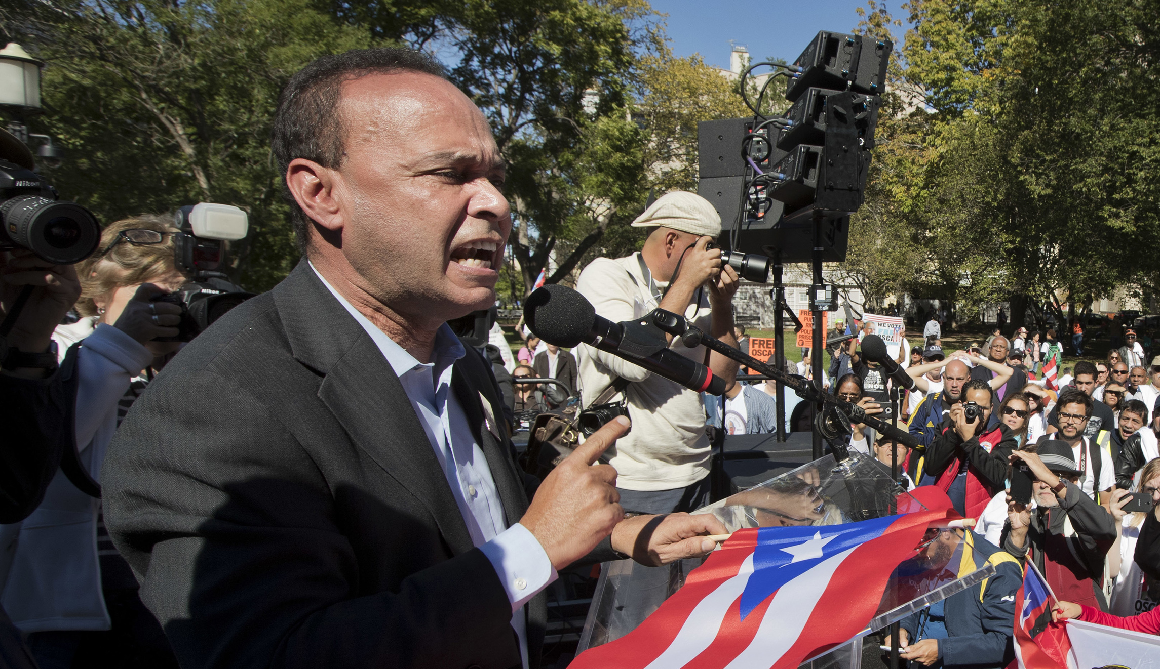 Luis Gutierrez retiring from Congress to help Puerto Rico rebuild