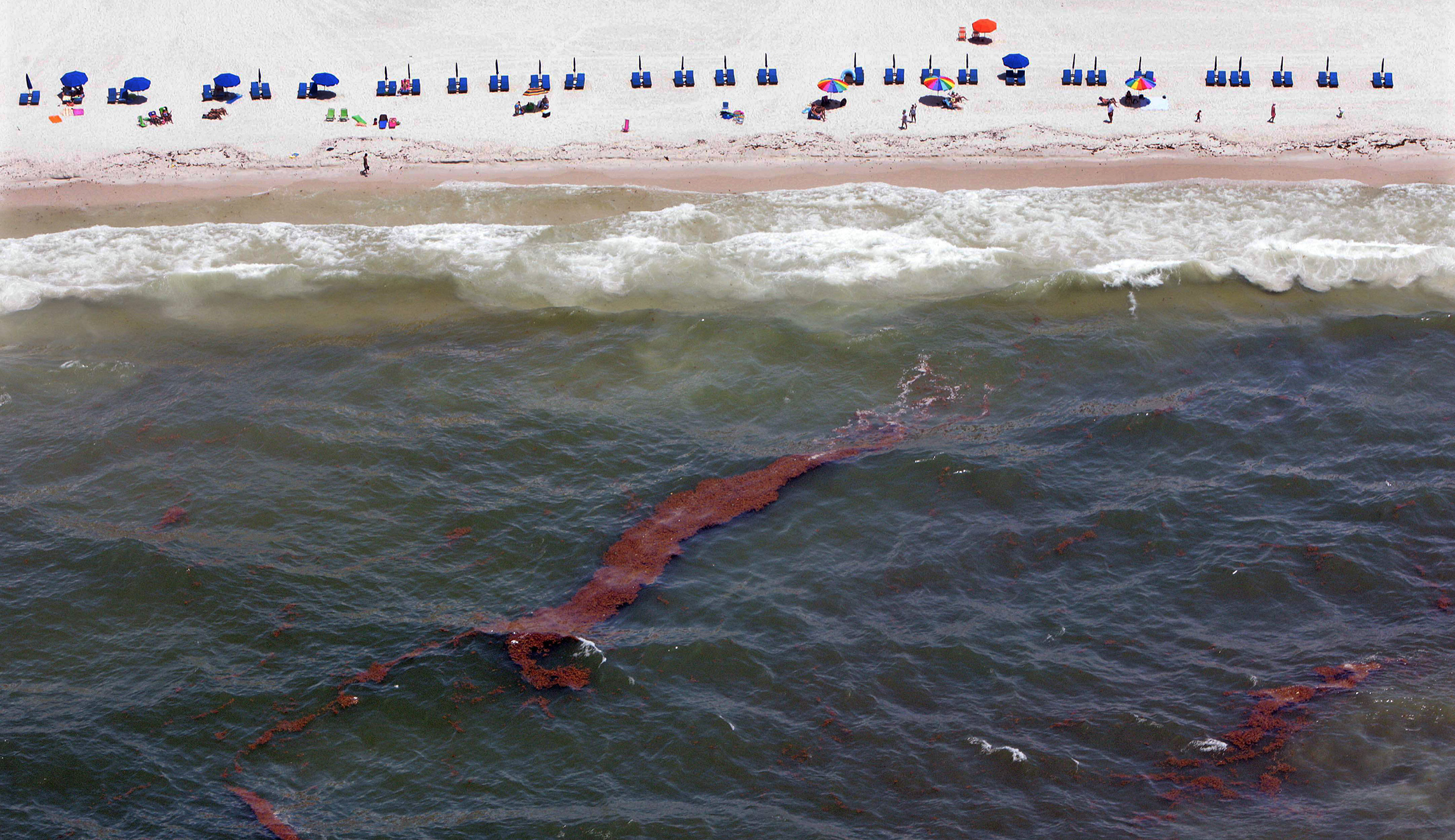 Spending bill reinstates 9-cents-per-barrel oil spill tax