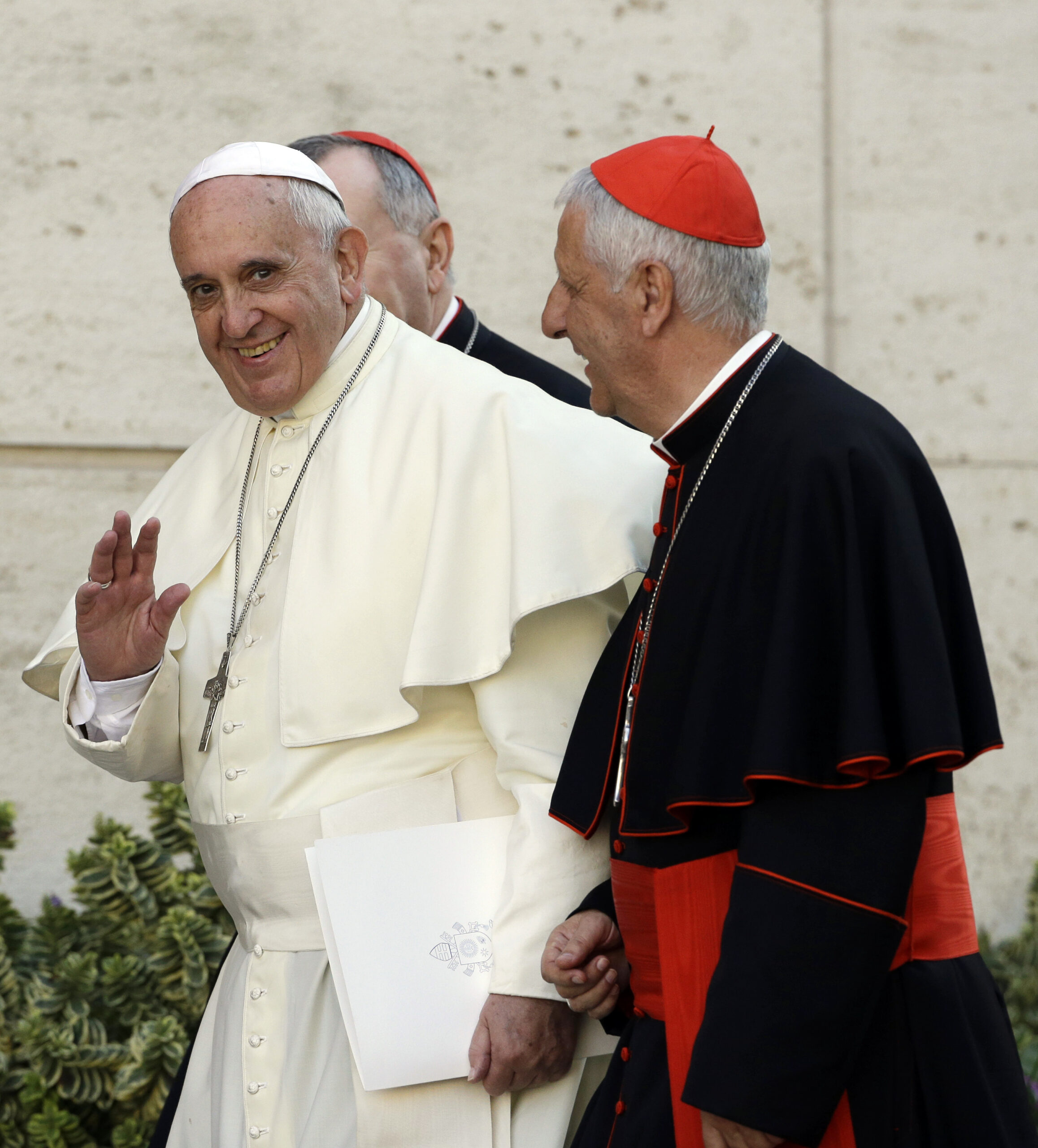 Snowden, pope, refugees in Nobel Peace Prize buzz