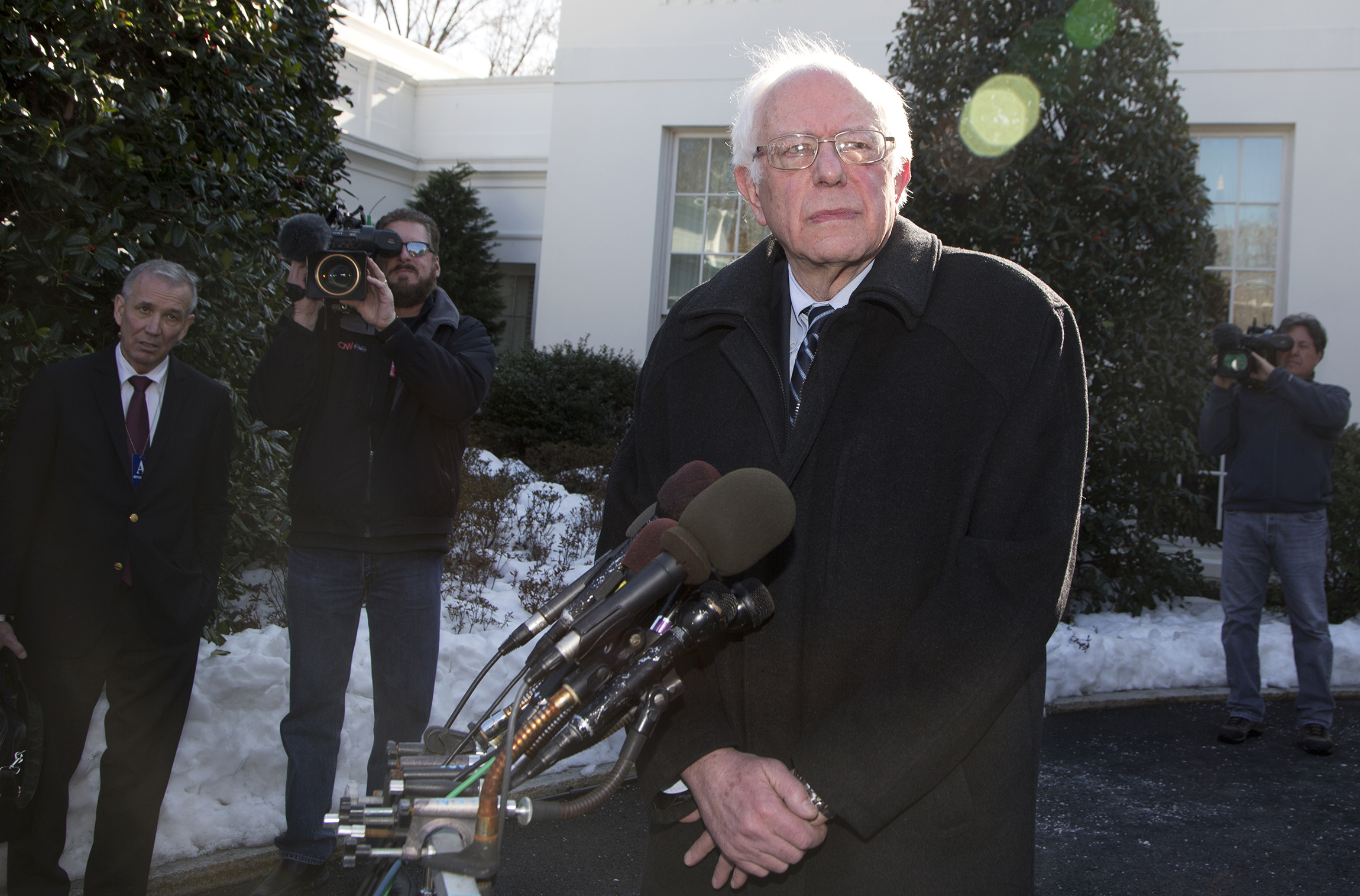 WH: Sanders has the ‘right’ to remain in the race