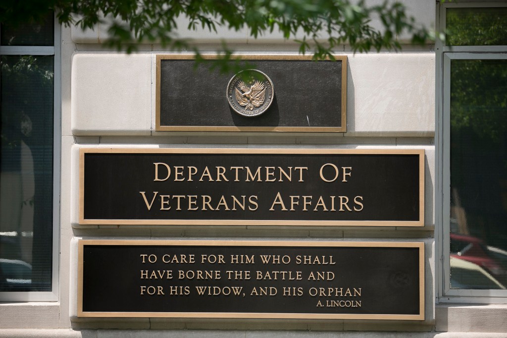 VA proposes raising employee pay to fix accountability
