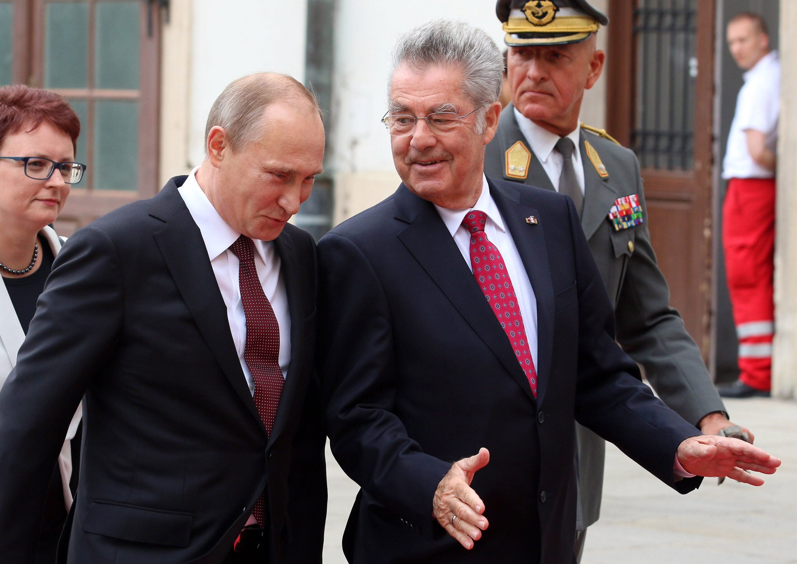 Putin says US trying to derail gas pipeline plan