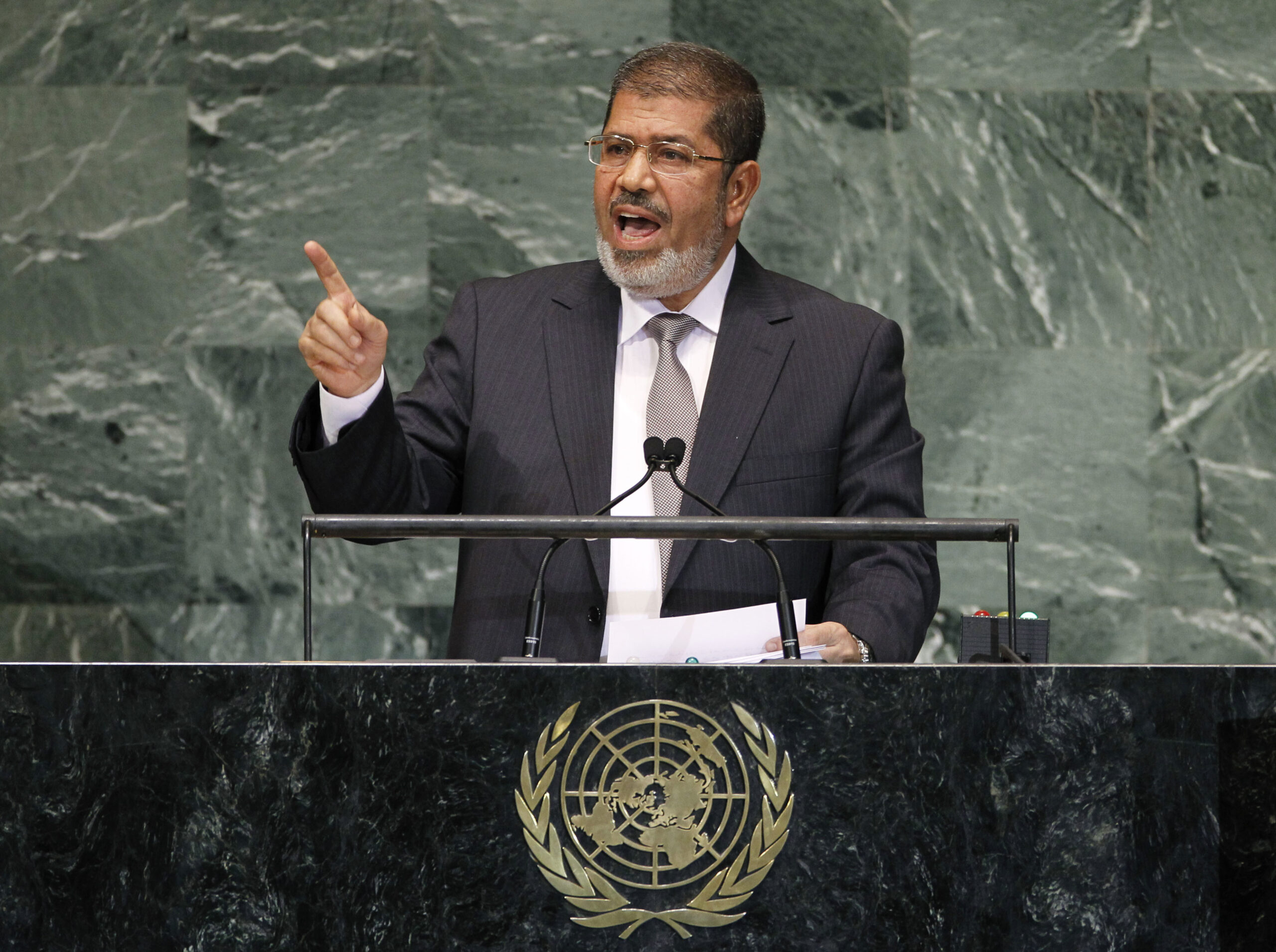 Abdication of a superpower