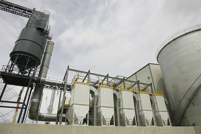 Ethanol industry sues EPA over renewable fuel program