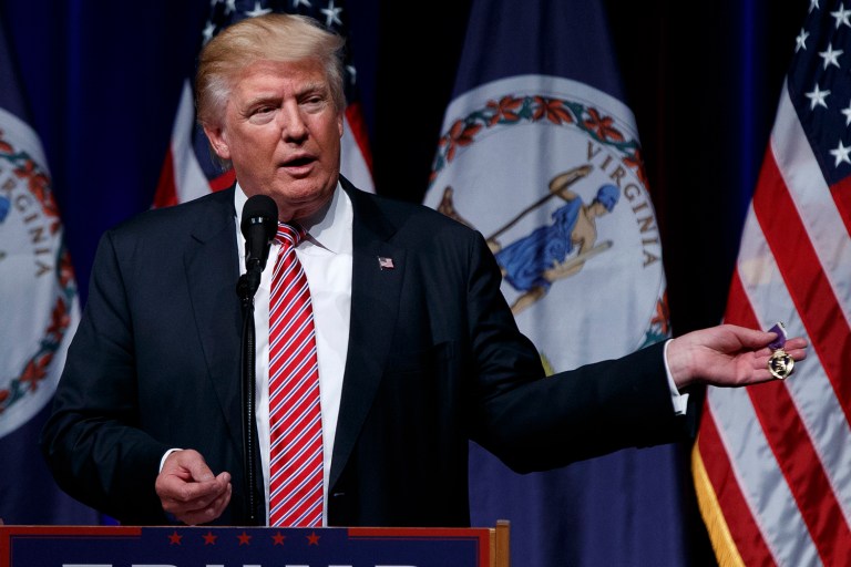 Donald Trump attacked Hillary Clinton following a report that the Obama administration secretly paid Iran $400 million in cash following the release of four American prisoners. (AP Photo/Evan Vucci)