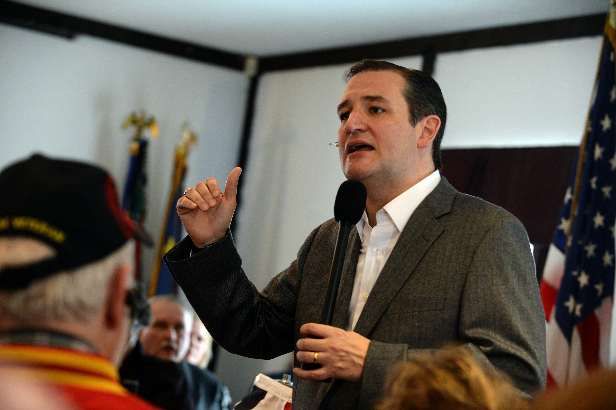 Ted Cruz: ‘I urge Americans’ to stand with Mike Pence