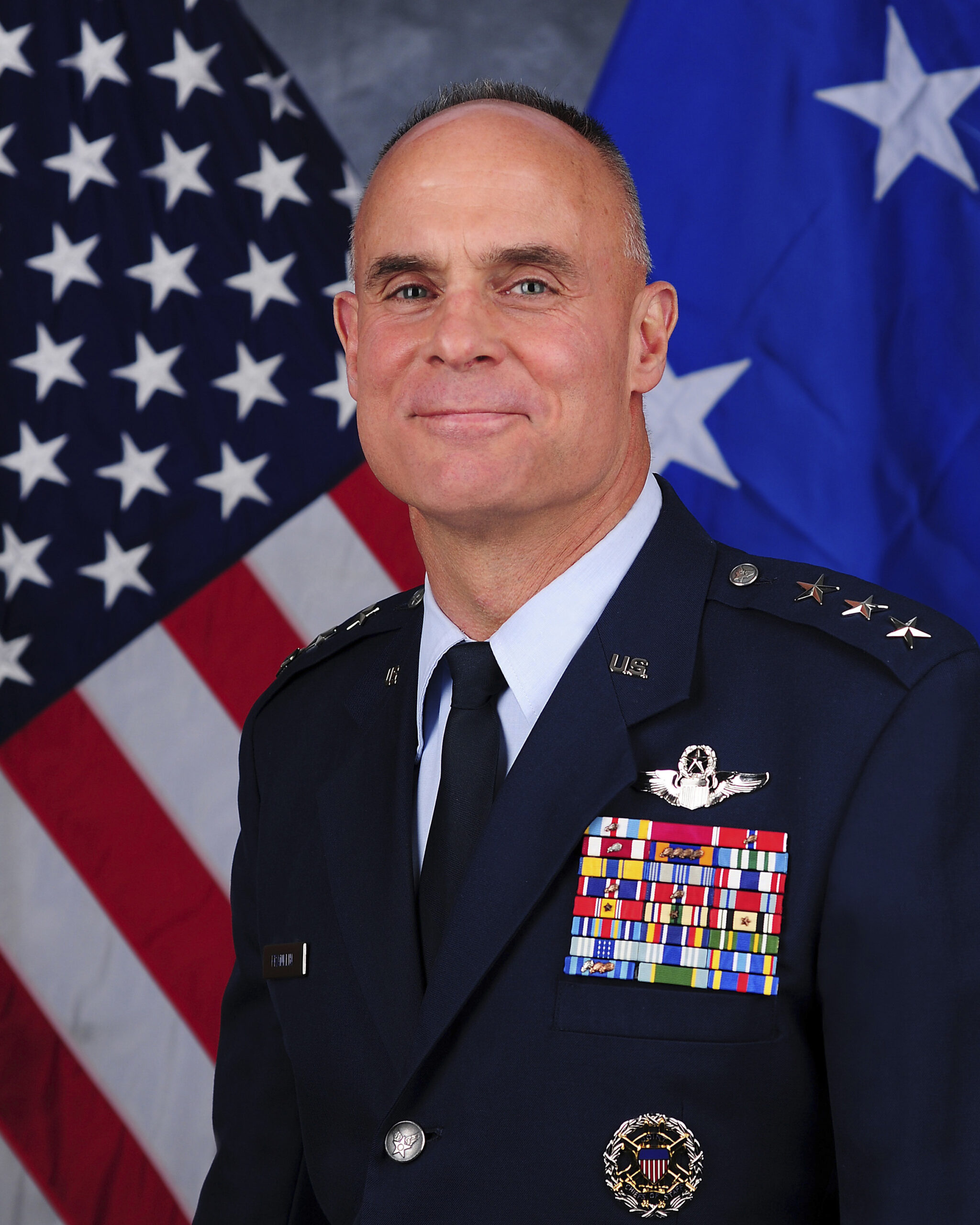 Commander who reversed conviction to retire