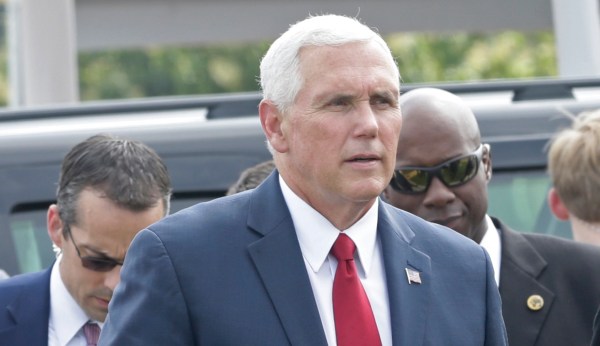 Mike Pence tears up recalling heroes of Flight 93