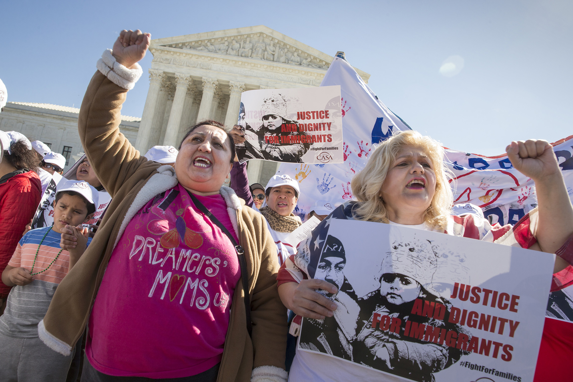 White House asks Supreme Court to rehear immigration case