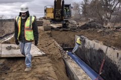 House panel wants EPA to brief lawmakers on Mich. water crisis