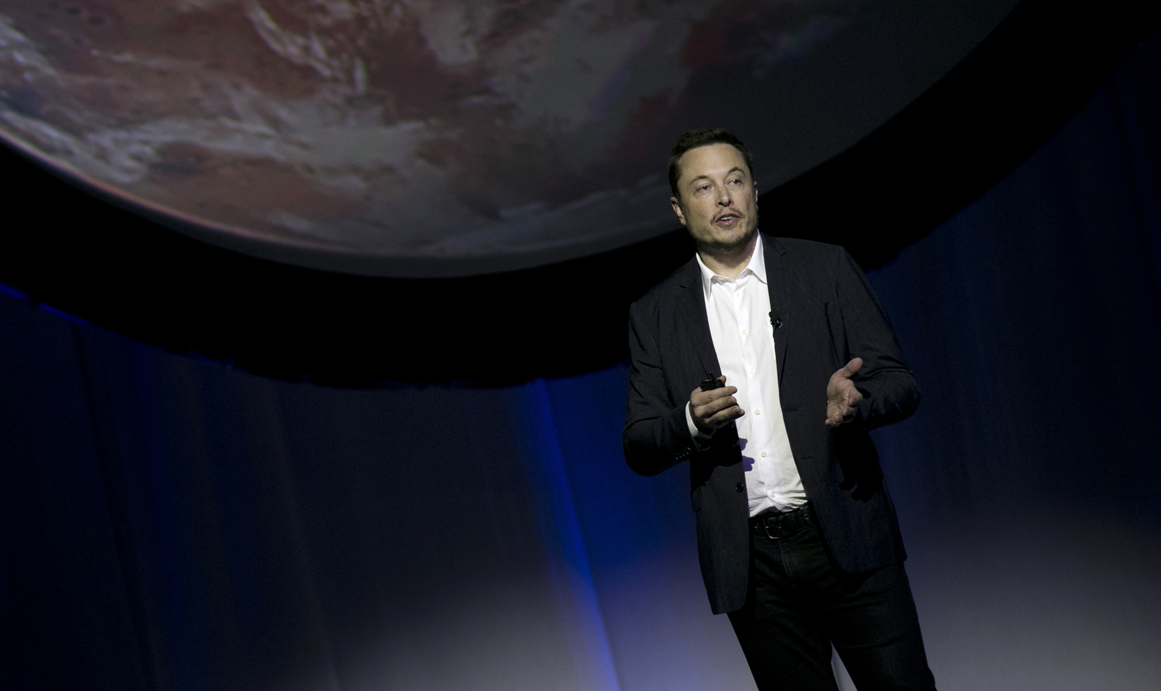 Musk encourages companies to incorporate in Texas after SpaceX moves from Delaware