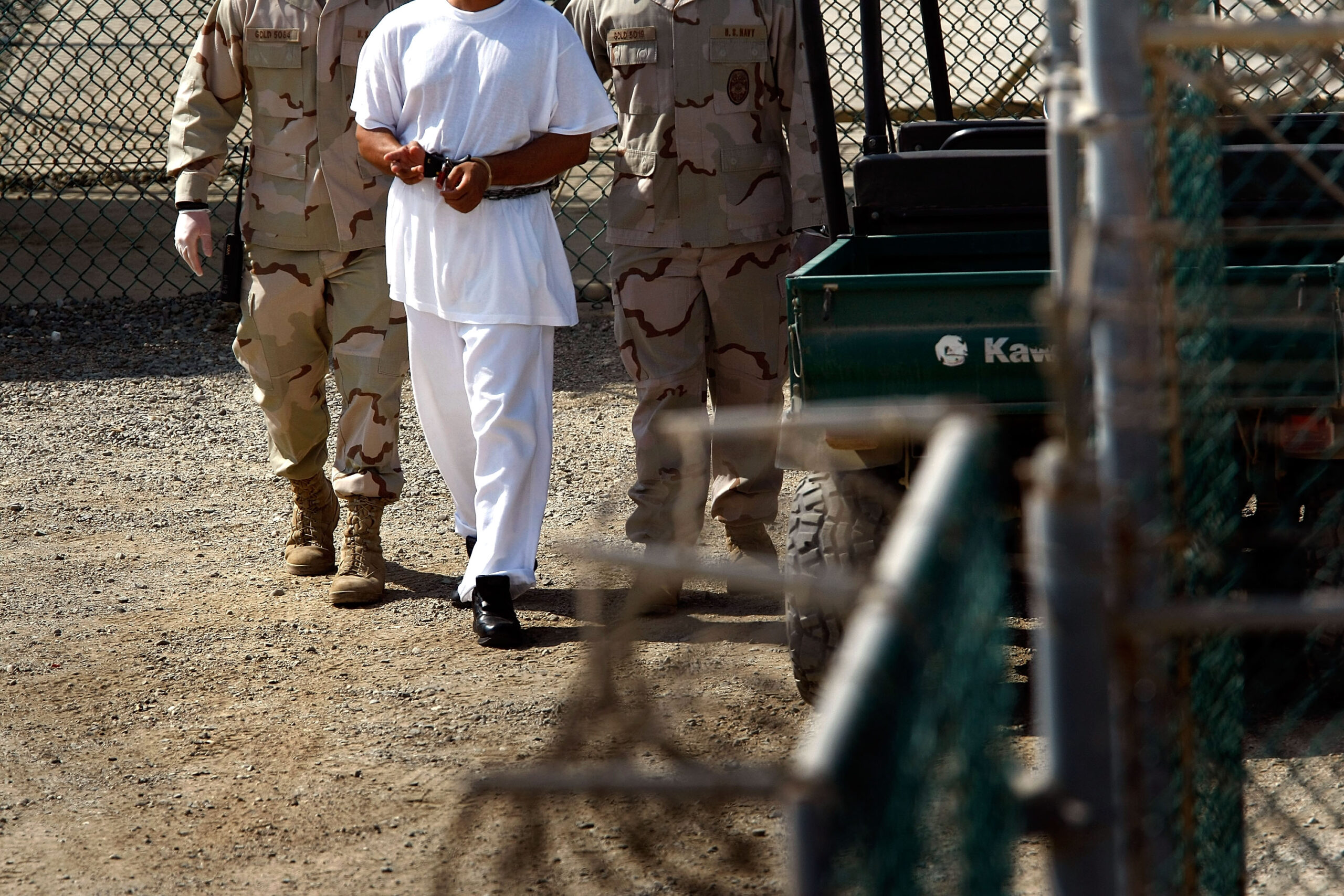 Justice Dept. ignores law on foreign prisoner transfers