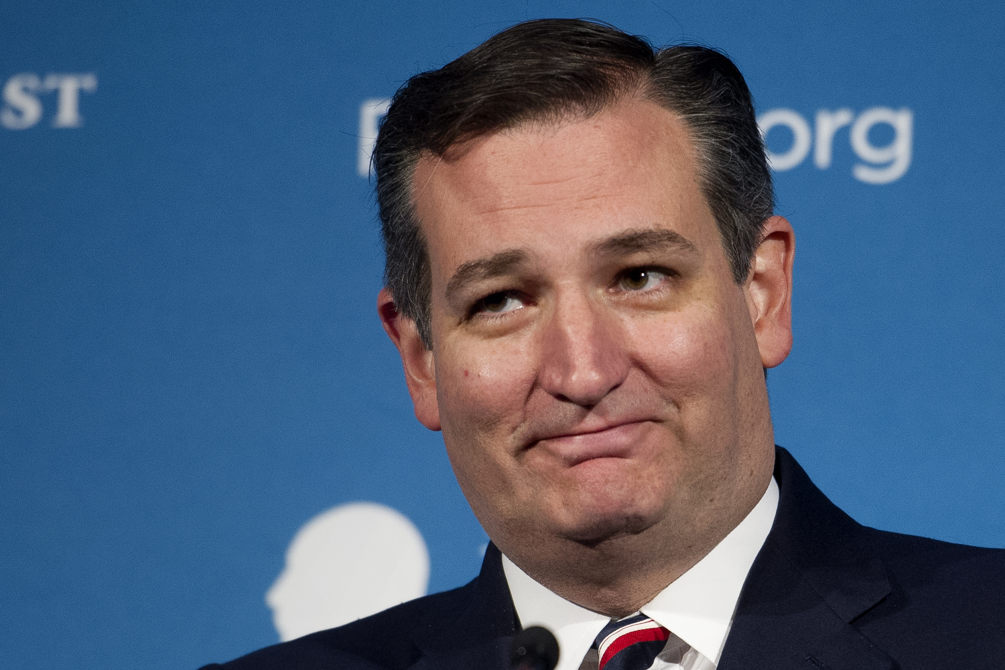 Now Ted Cruz is praising Mitch McConnell’s leadership