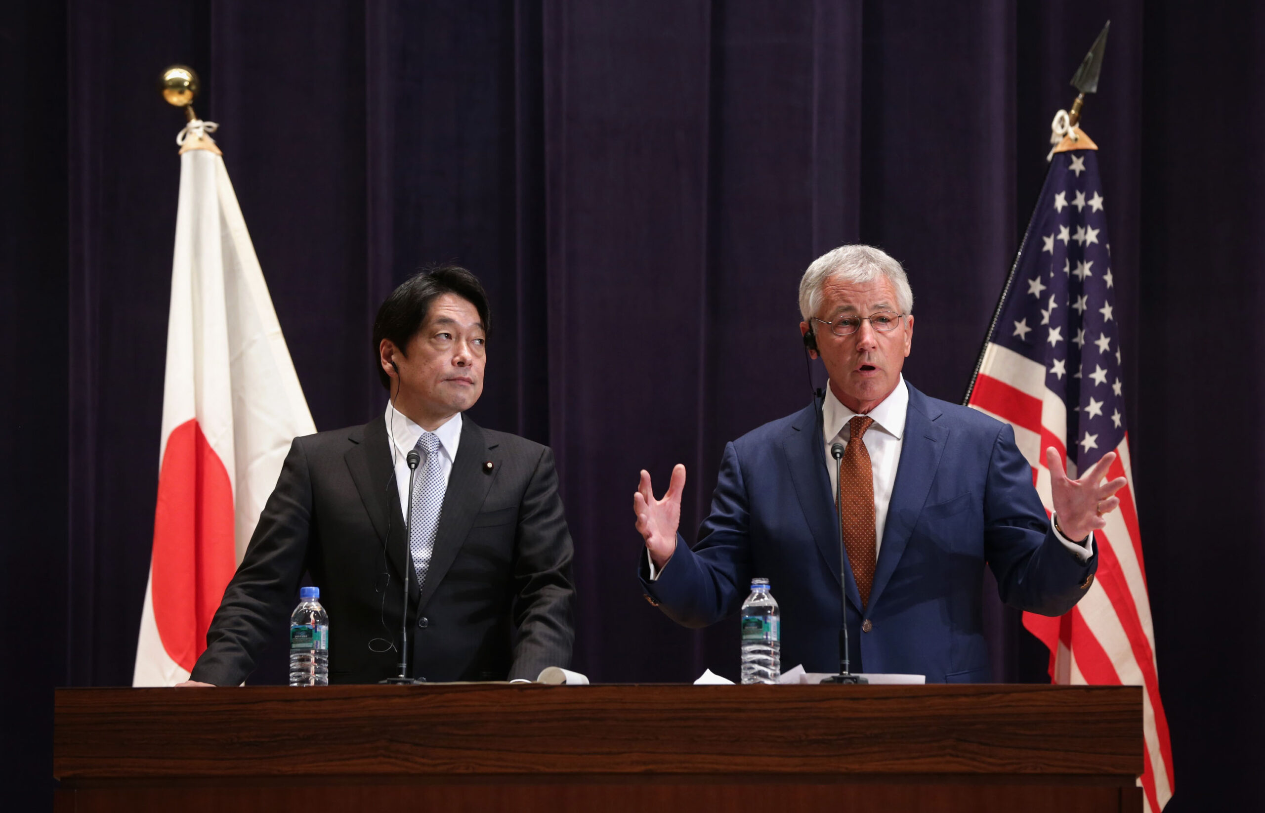 US sending 2 warships to Japan to counter NKorea
