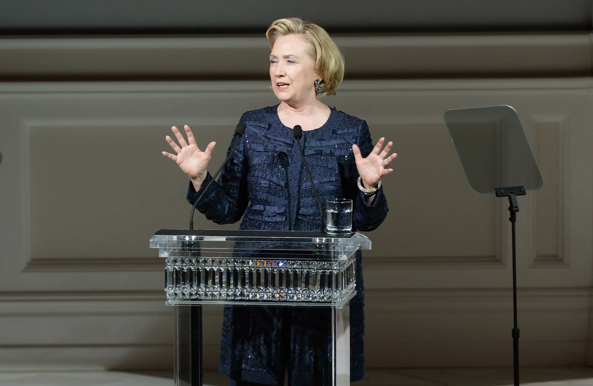 Politico soft-peddles Hillary Clinton’s claim she ‘never had a subpoena’