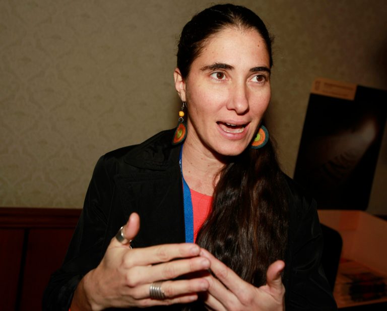 ‘Cuban Twitter’ a new hurdle for bloggers, exiles