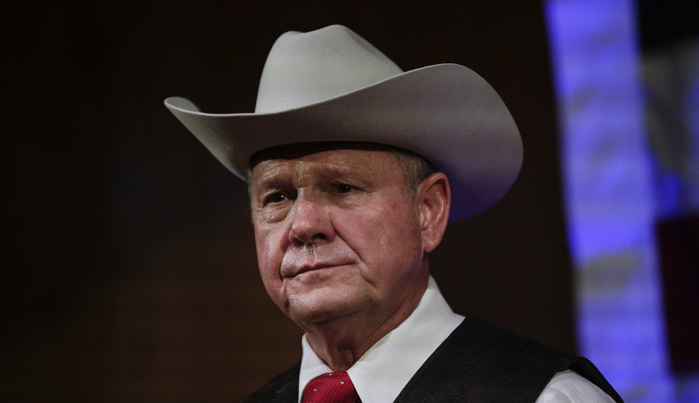 Watch: Protesters chant ‘No Moore’ as Roy Moore arrives at Veterans Day event