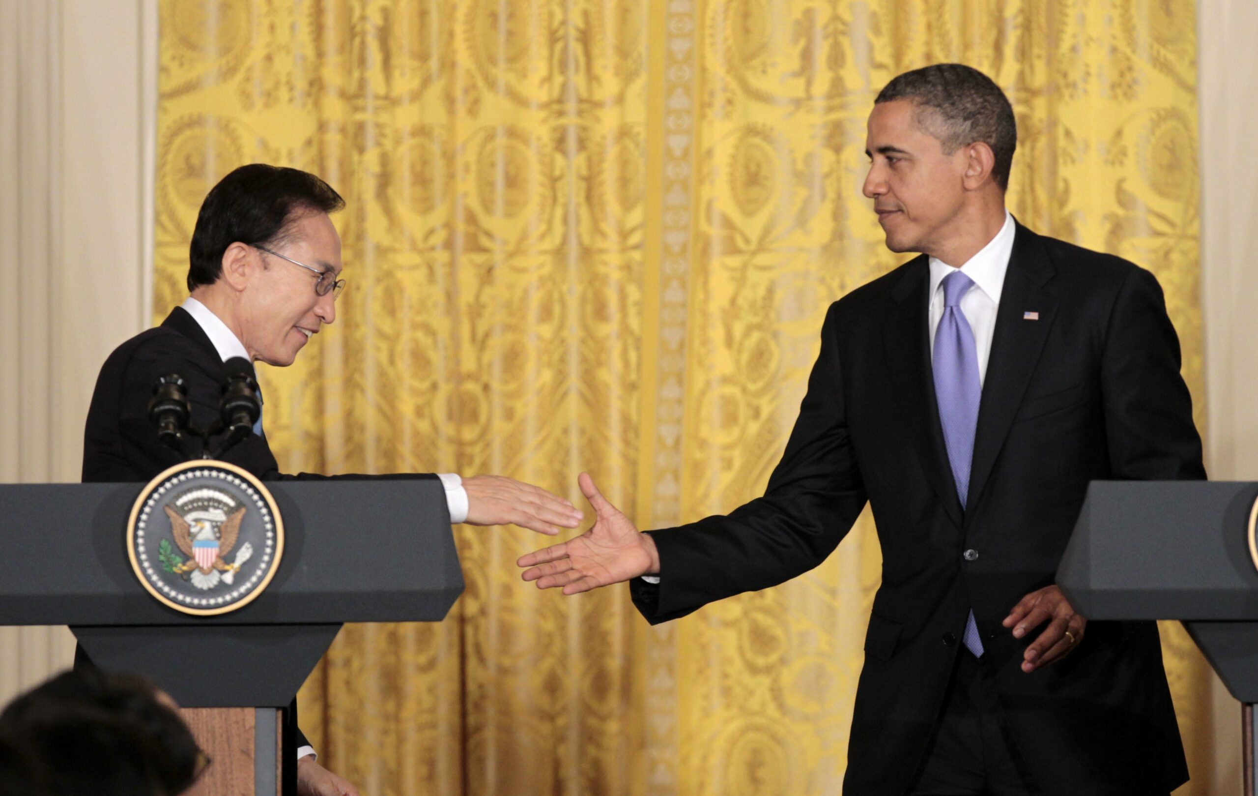 Obama touts South Korean trade deal, jobs agenda