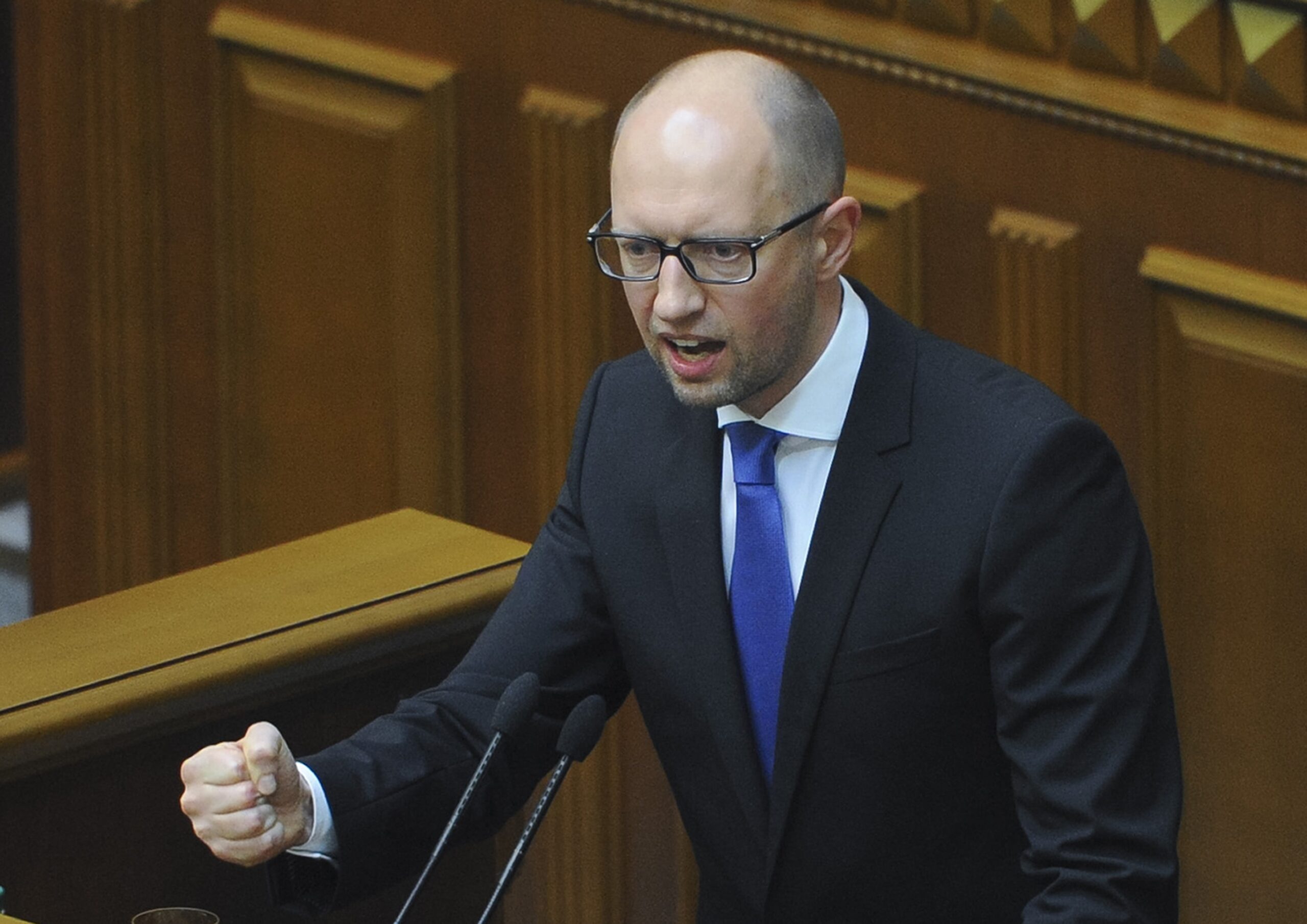Ukrainian prime minister announces resignation