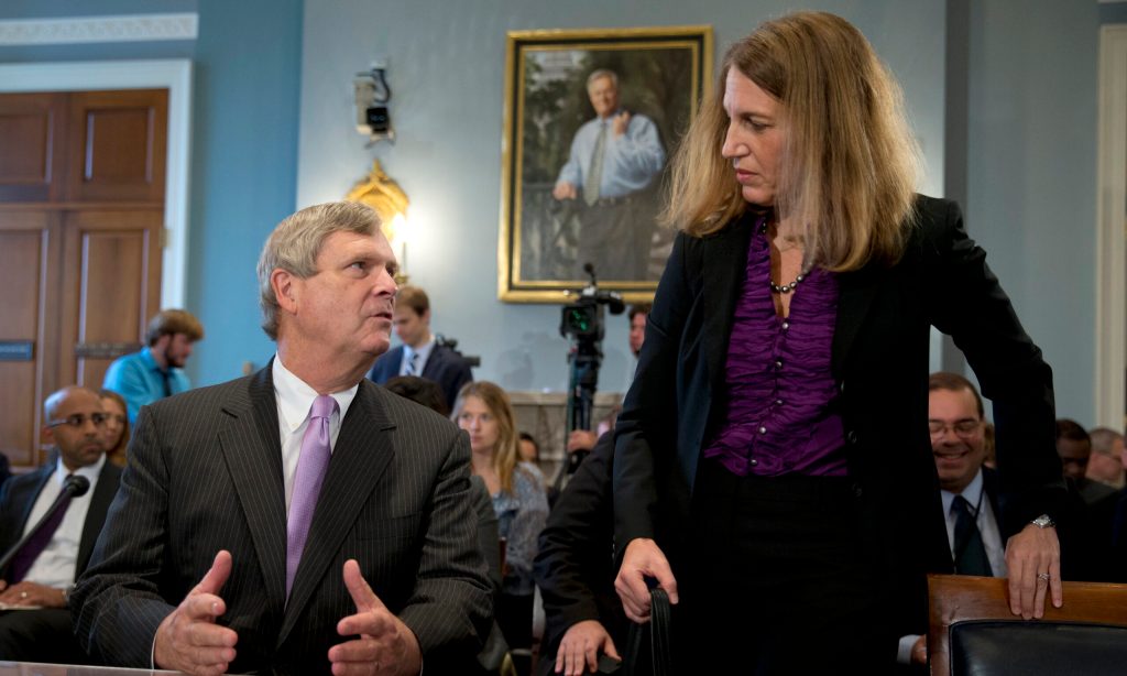 Administration relents, won’t push climate in diet guidelines