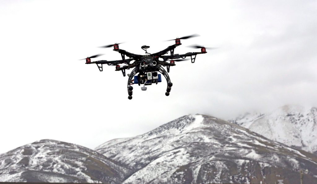 Tech industry looks forward, politicians look back