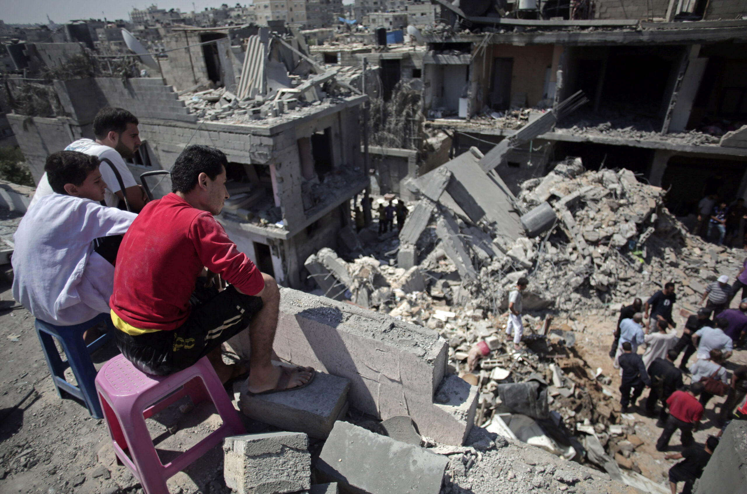 Gaza dead tops 85 as Israel presses its offensive