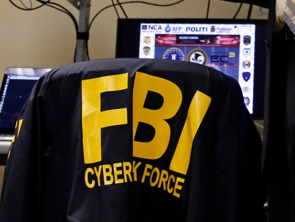 Feds collecting hoards of personal Internet data