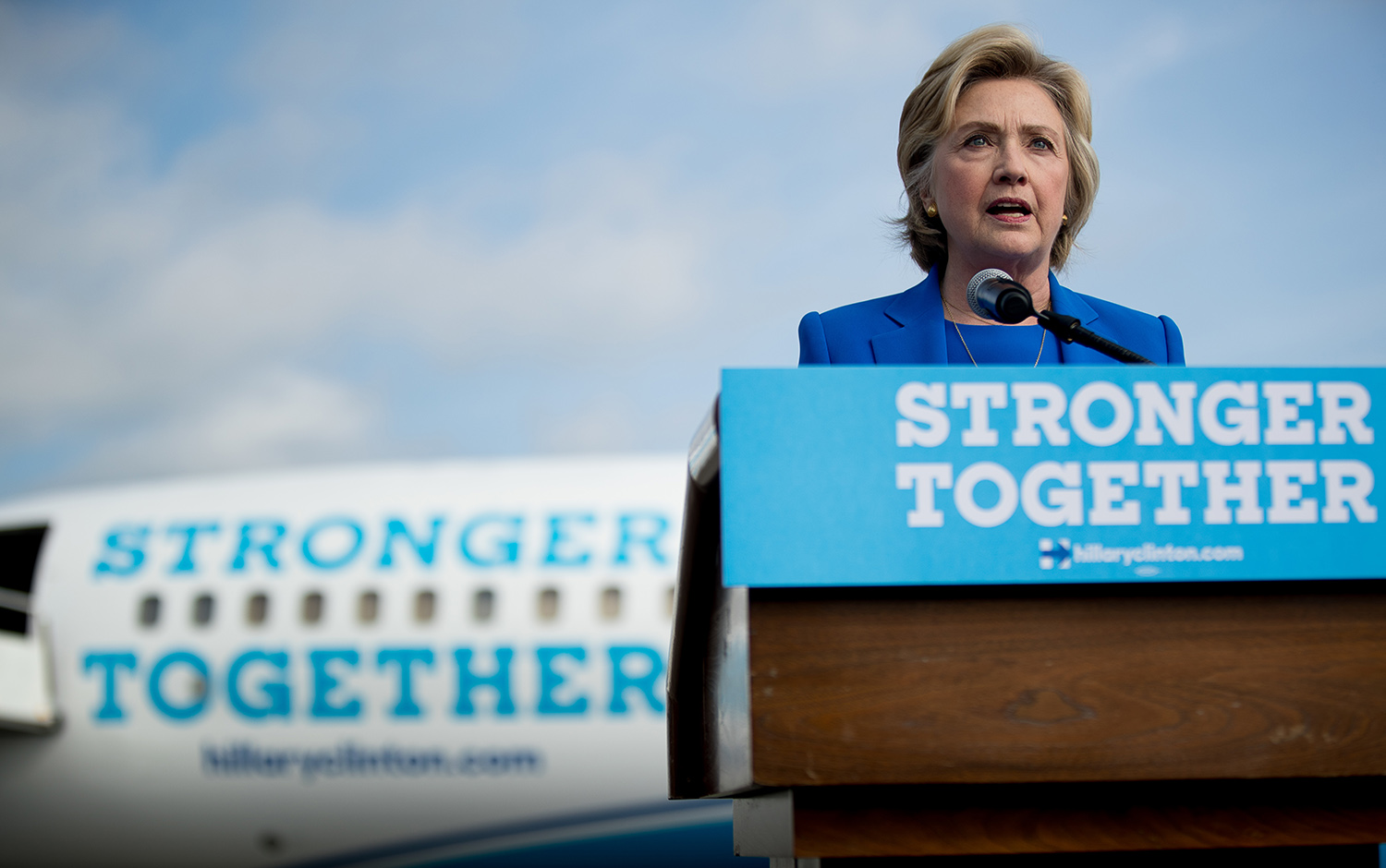 Clinton bashes Trump as ‘unpatriotic’ and ‘scary’