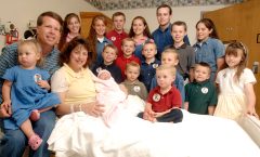 TLC cancels ’19 Kids and Counting,’ teams with child-protection groups