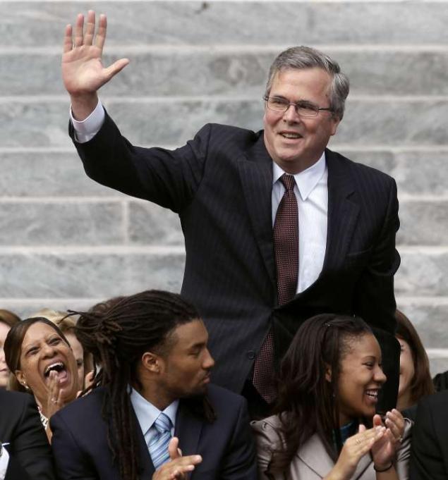 Democrats: Rand Paul vs. Jeb Bush in 2016 faceoff
