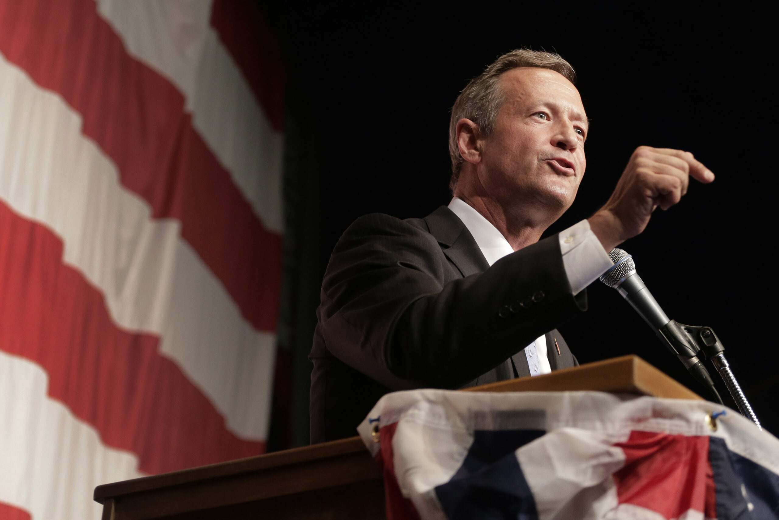 O’Malley wants to debate Clinton on Wall Street, trade, XL pipeline