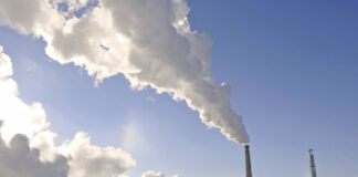 A nonprofit energy research group is pushing back against a Washington Post report claiming that a "huge majority" of Americans support the White House's efforts to reduce carbon emissions from energy plants. (AP Photo)