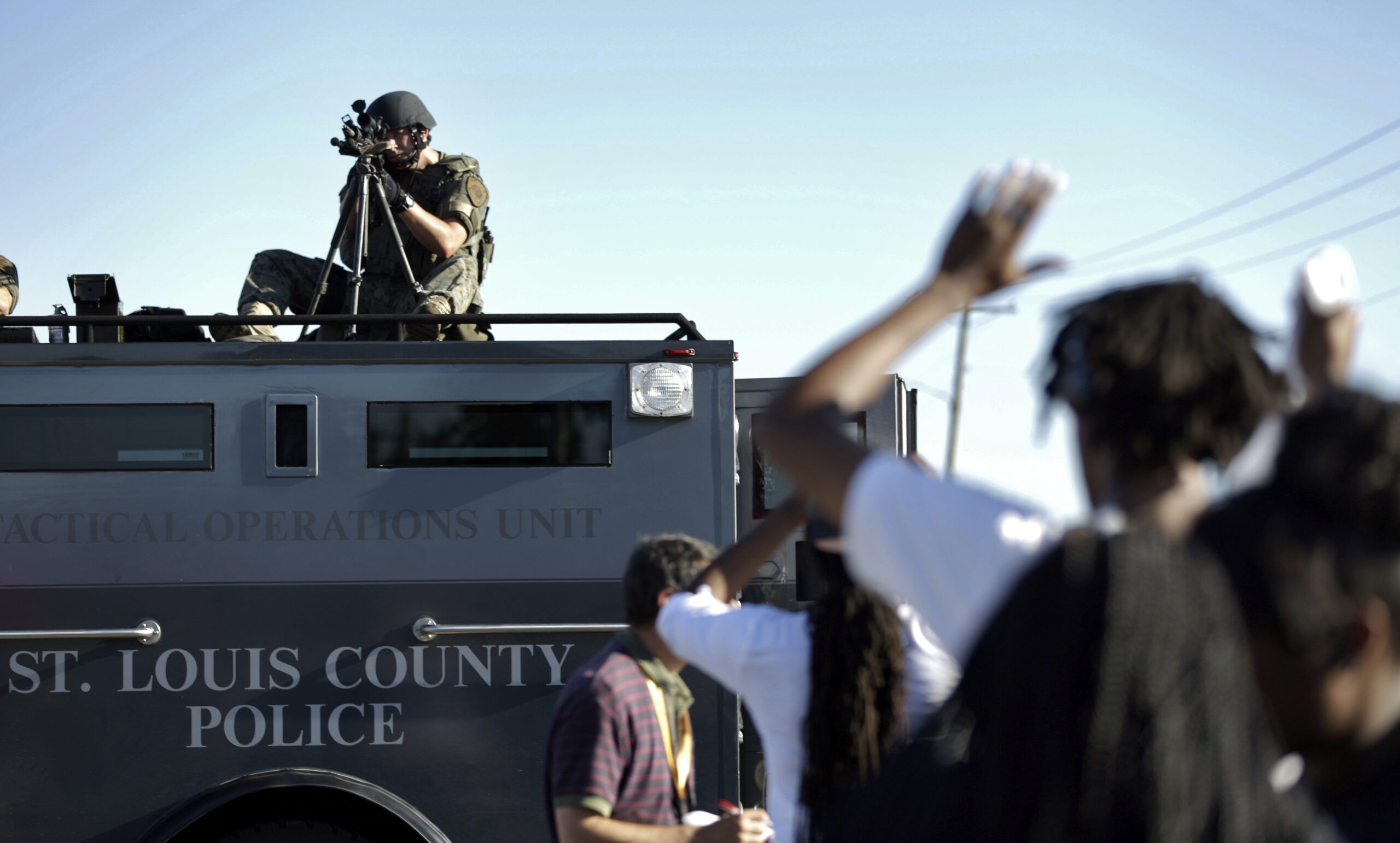 Obama faces growing criticism of program giving cops grenade launchers