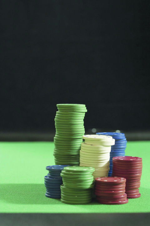 Fairfax school board uses poker chips for meeting