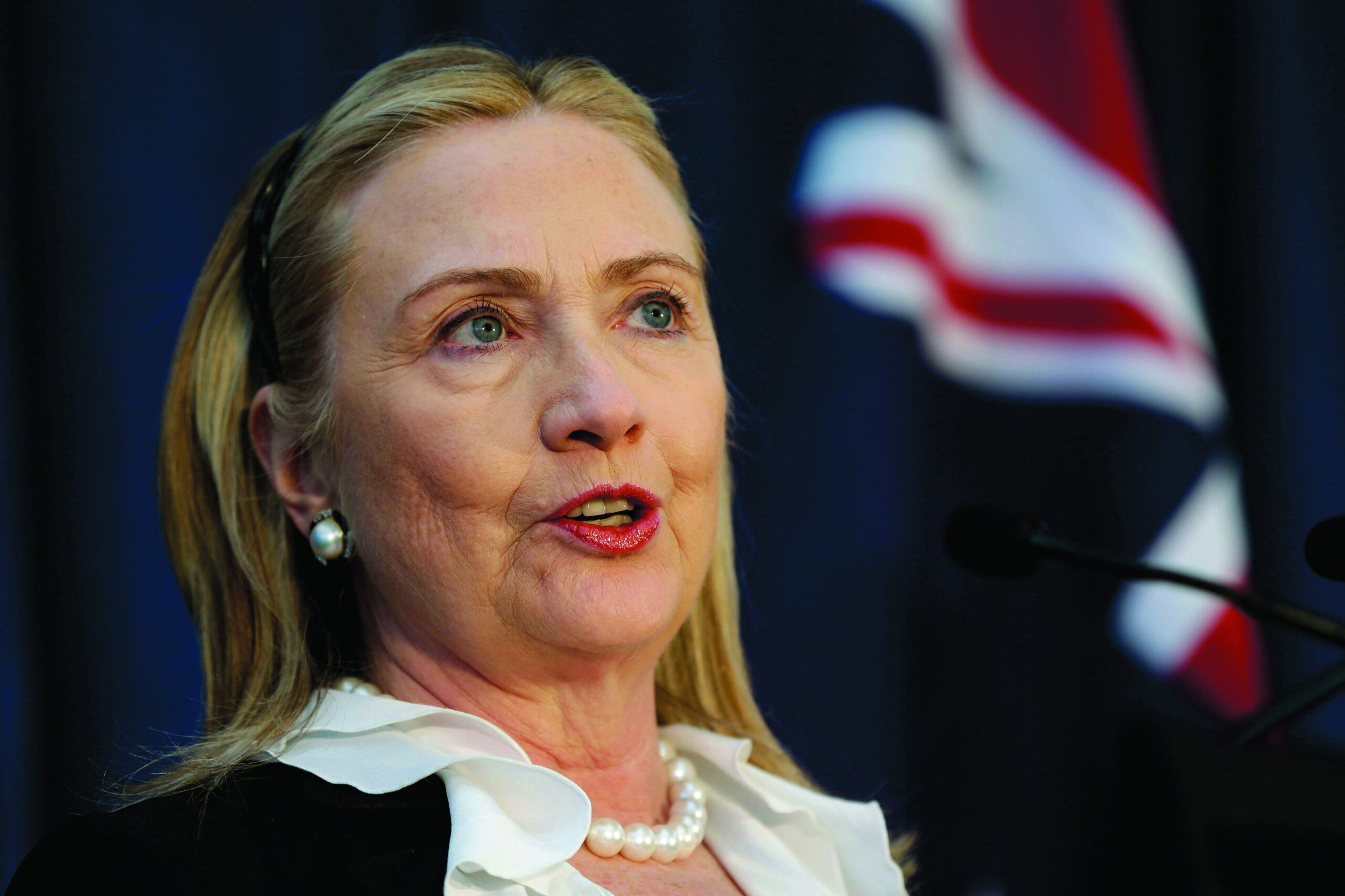 Hillary Clinton leaves hospital after treatment for clot